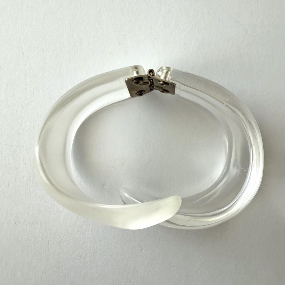 Clear Acrylic Bangle Bracelet - Picture 2 of 3